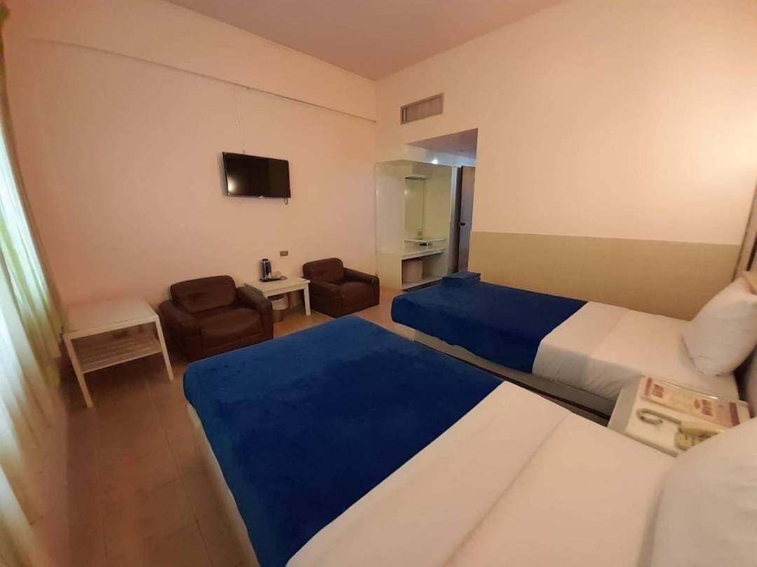 Indra Hotel Hatyai ハートヤイ エクステリア 写真